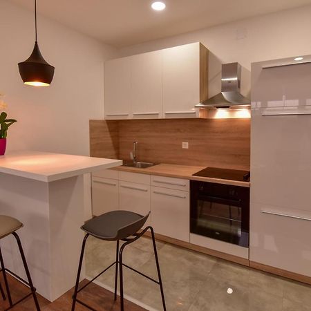 Apartman Sara ซาดาร์ ภายนอก รูปภาพ