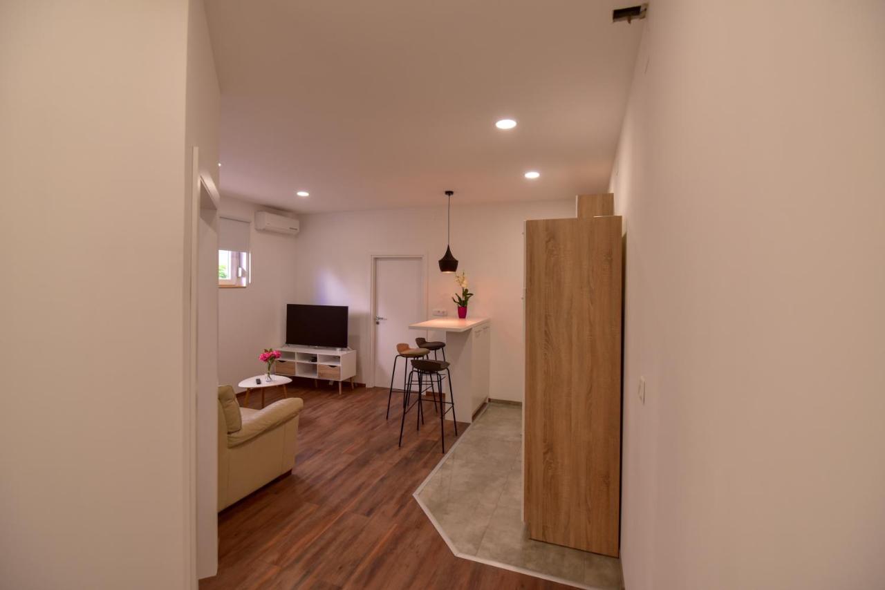 Apartman Sara ซาดาร์ ภายนอก รูปภาพ