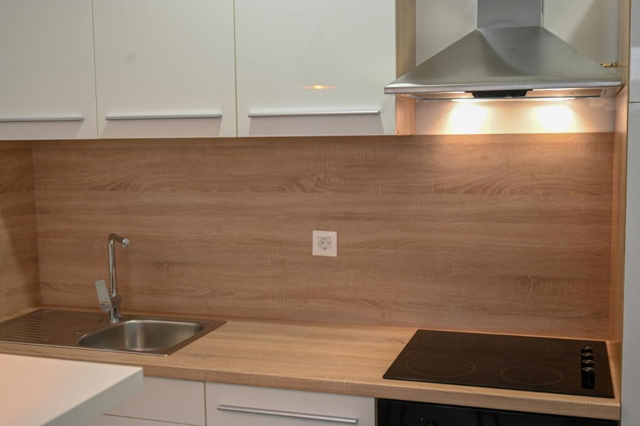Apartman Sara ซาดาร์ ภายนอก รูปภาพ